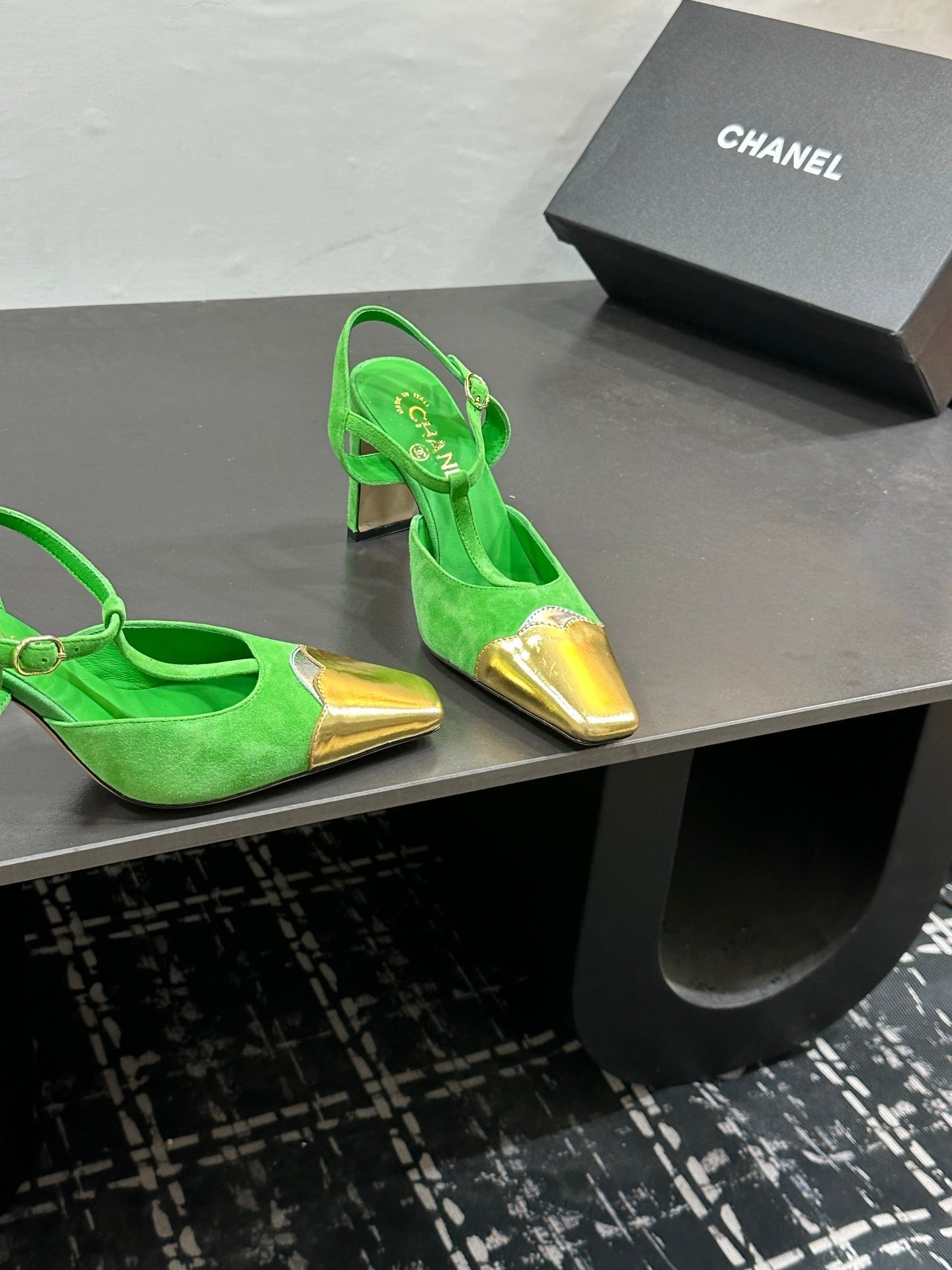 Chanel 2026  Slingback Kitten Heels Pumps Leather Sheepskin 832520