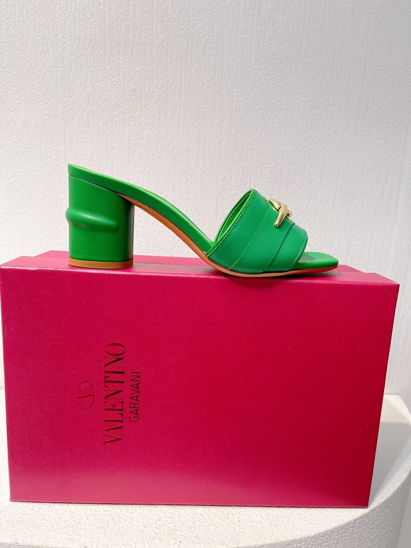 VT Leather Mules Green Cowhide 292869