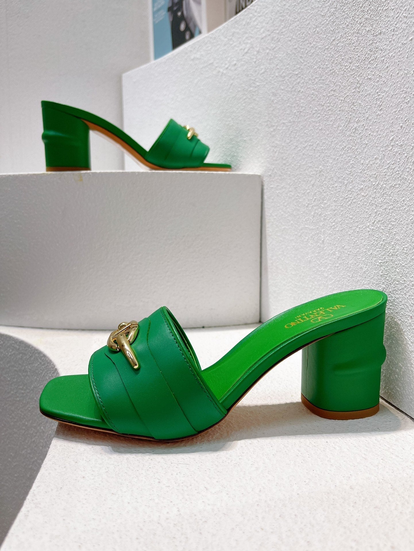 VT Leather Mules Green Cowhide 292869