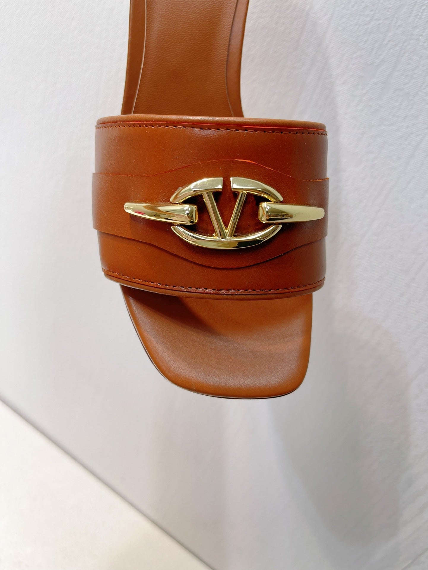 VT Leather Mules Brown Cowhide 292872