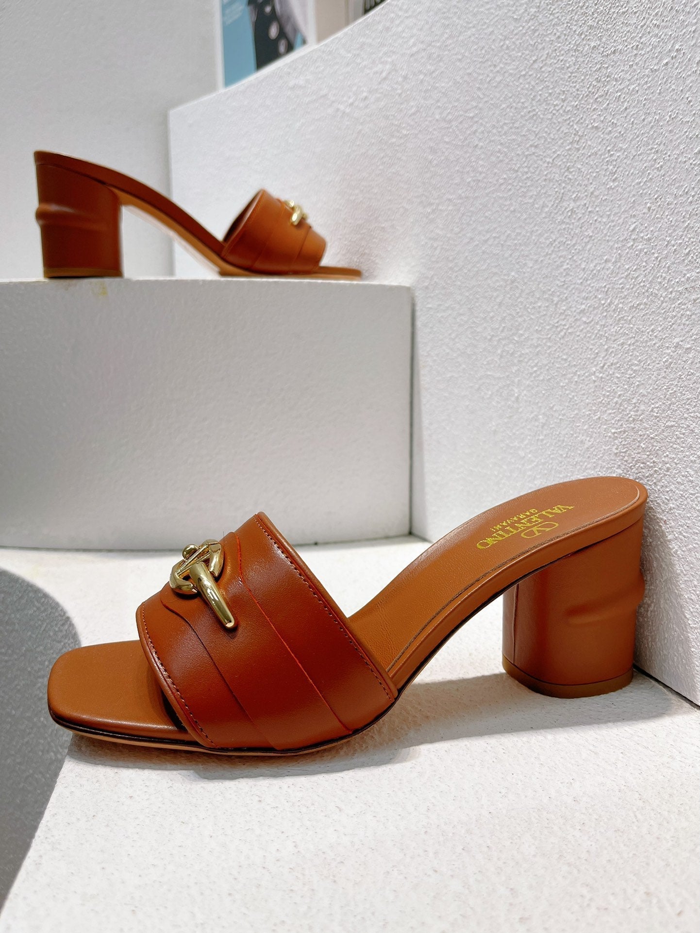 VT Leather Mules Brown Cowhide 292872