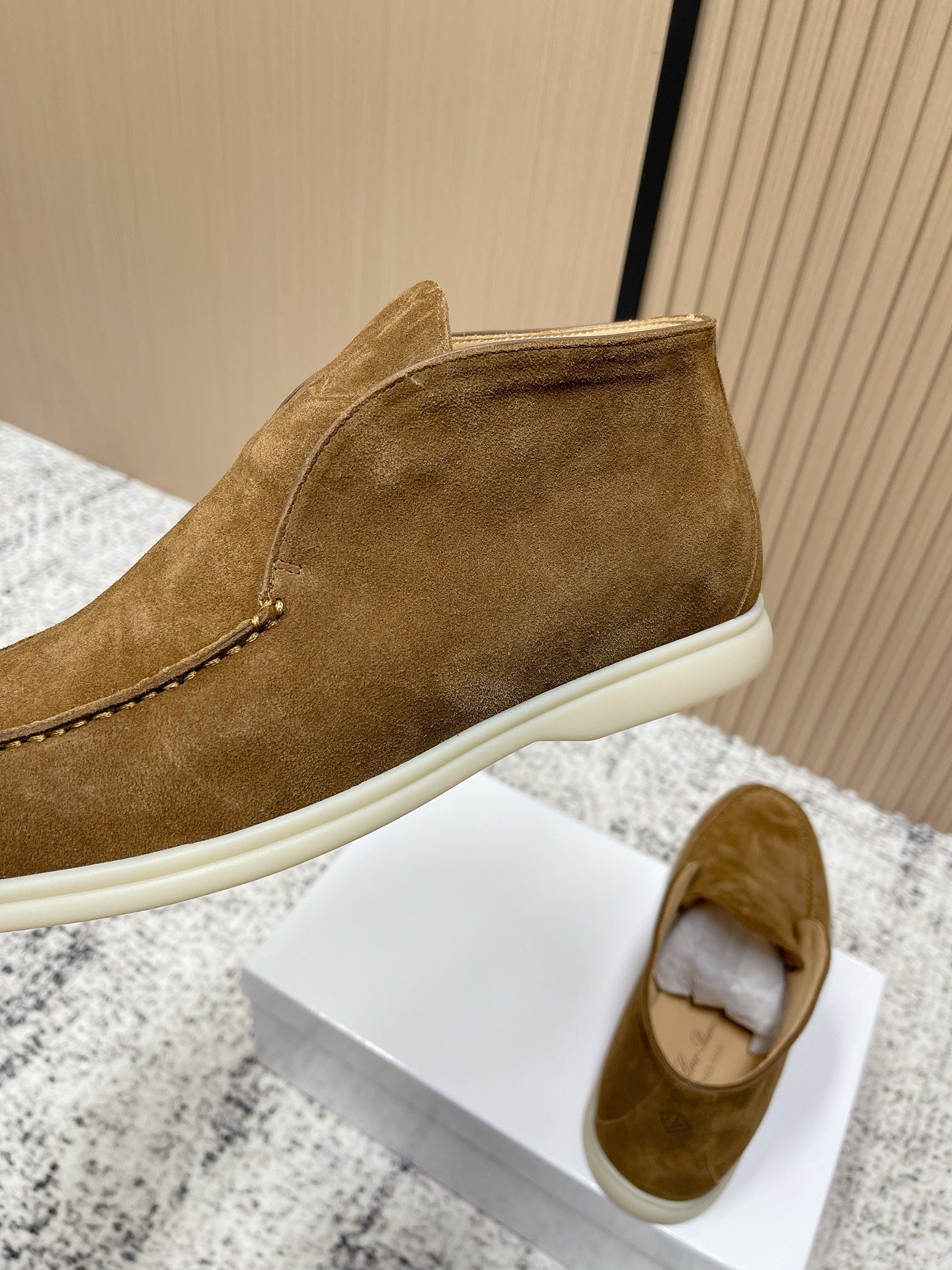 LP Open Walk Ankle Boot Camel Suede 534326