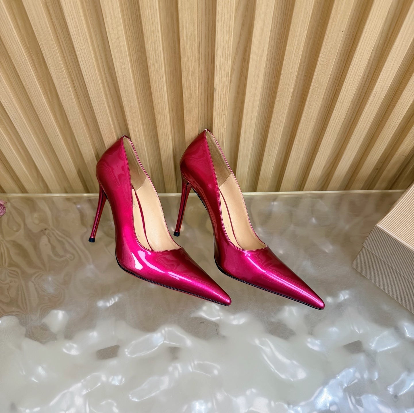 Christian Louboutin 2026 Miss Z 100mm Pumps Pearlescent Patent Leather 776030