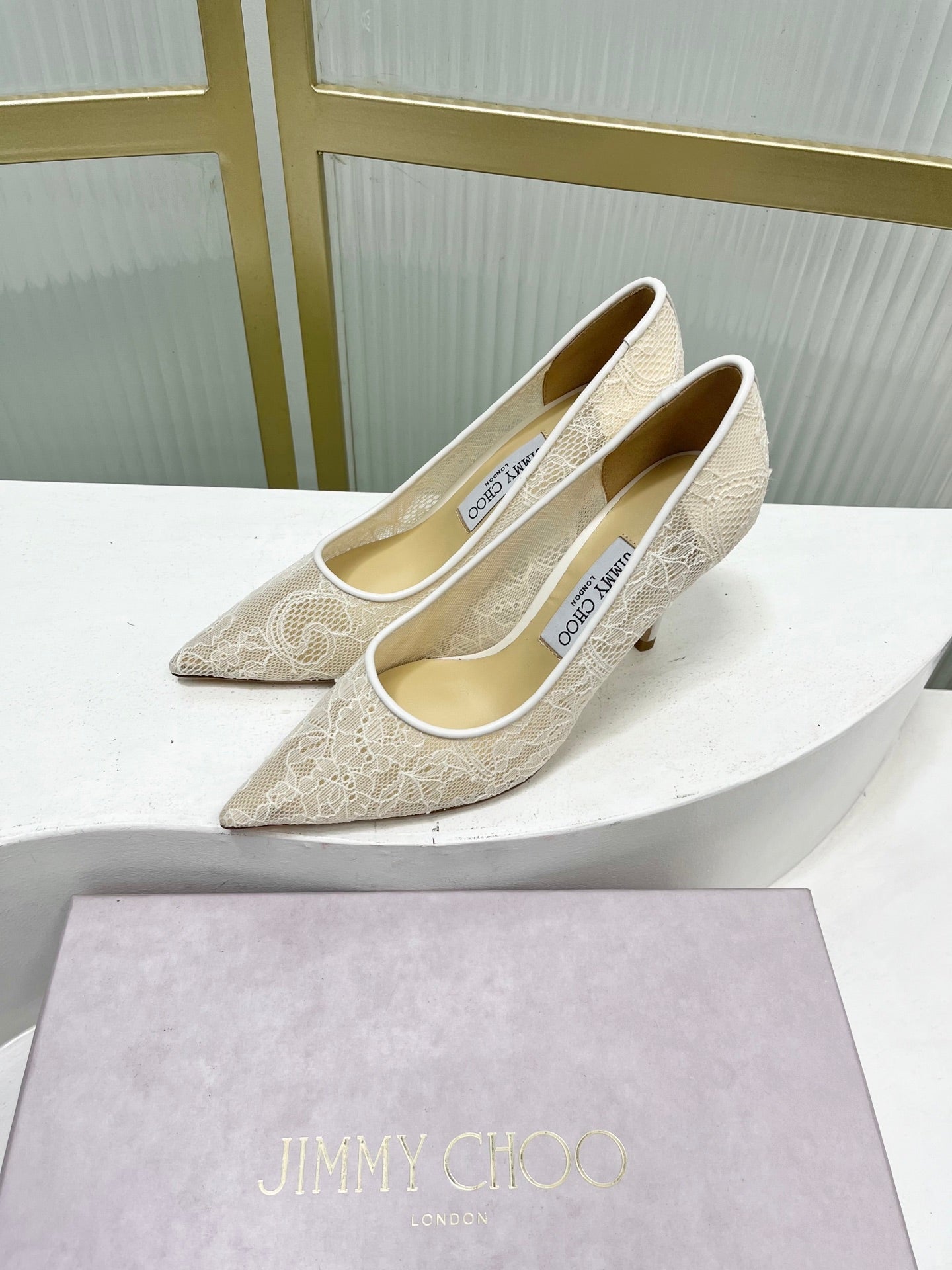 Jimmy 26s  Heel Pump 85 Ivory Beige Lace Sheepskin 605950