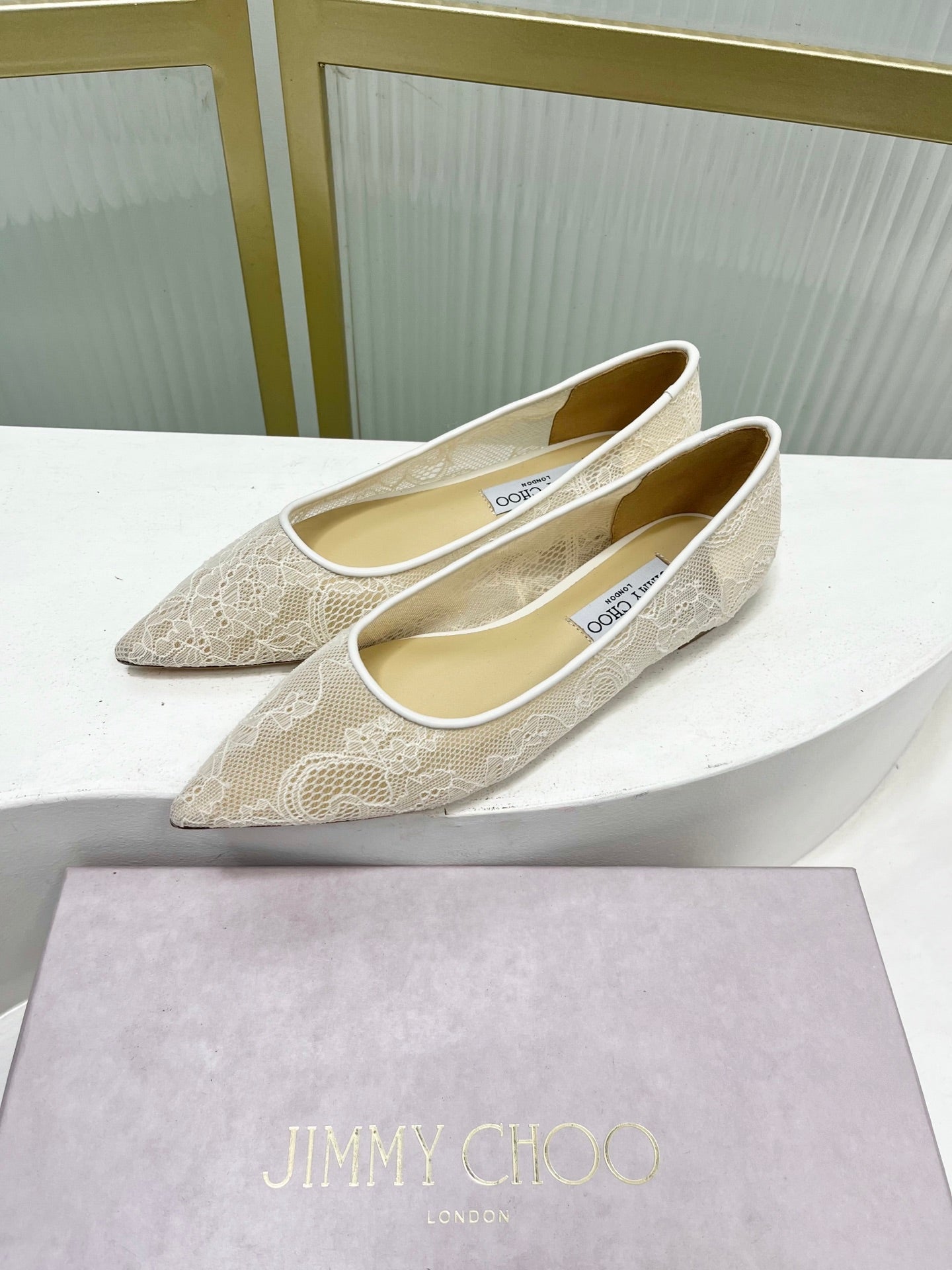 Jimmy 26s  Ballet Flats Ivory Beige Lace Sheepskin 605952
