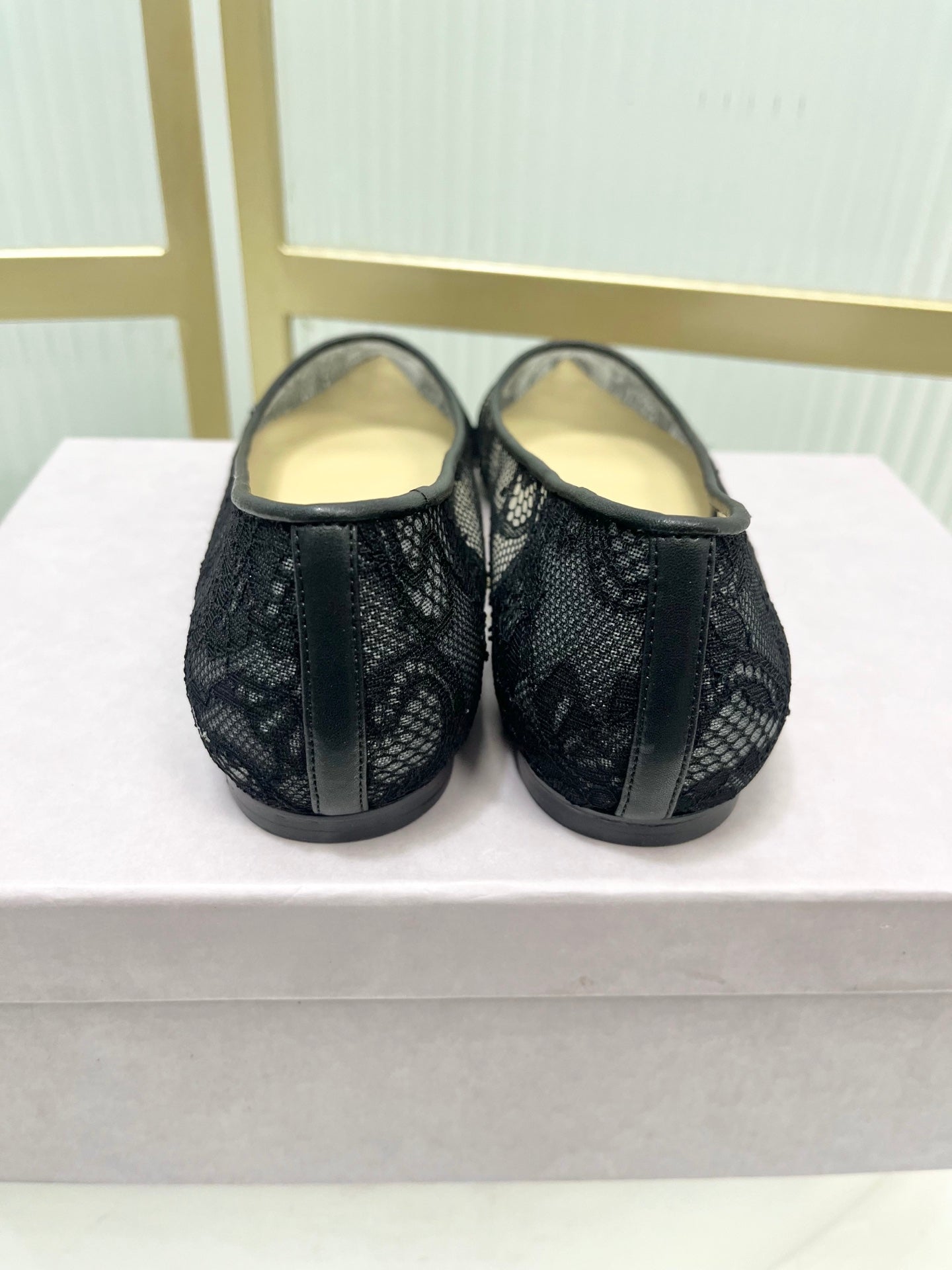 Jimmy 26s Ballet Flats Black Beige Lace Sheepskin 605955