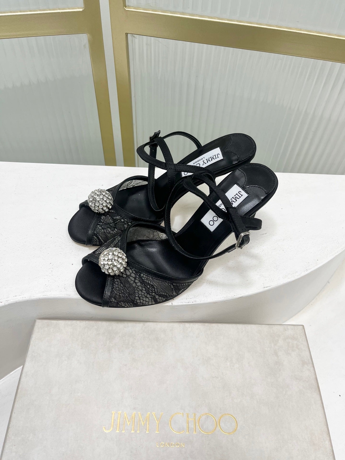 Jimmy 26s Peep-Toe High Heels  85 Black Lace Sheepskin 605973