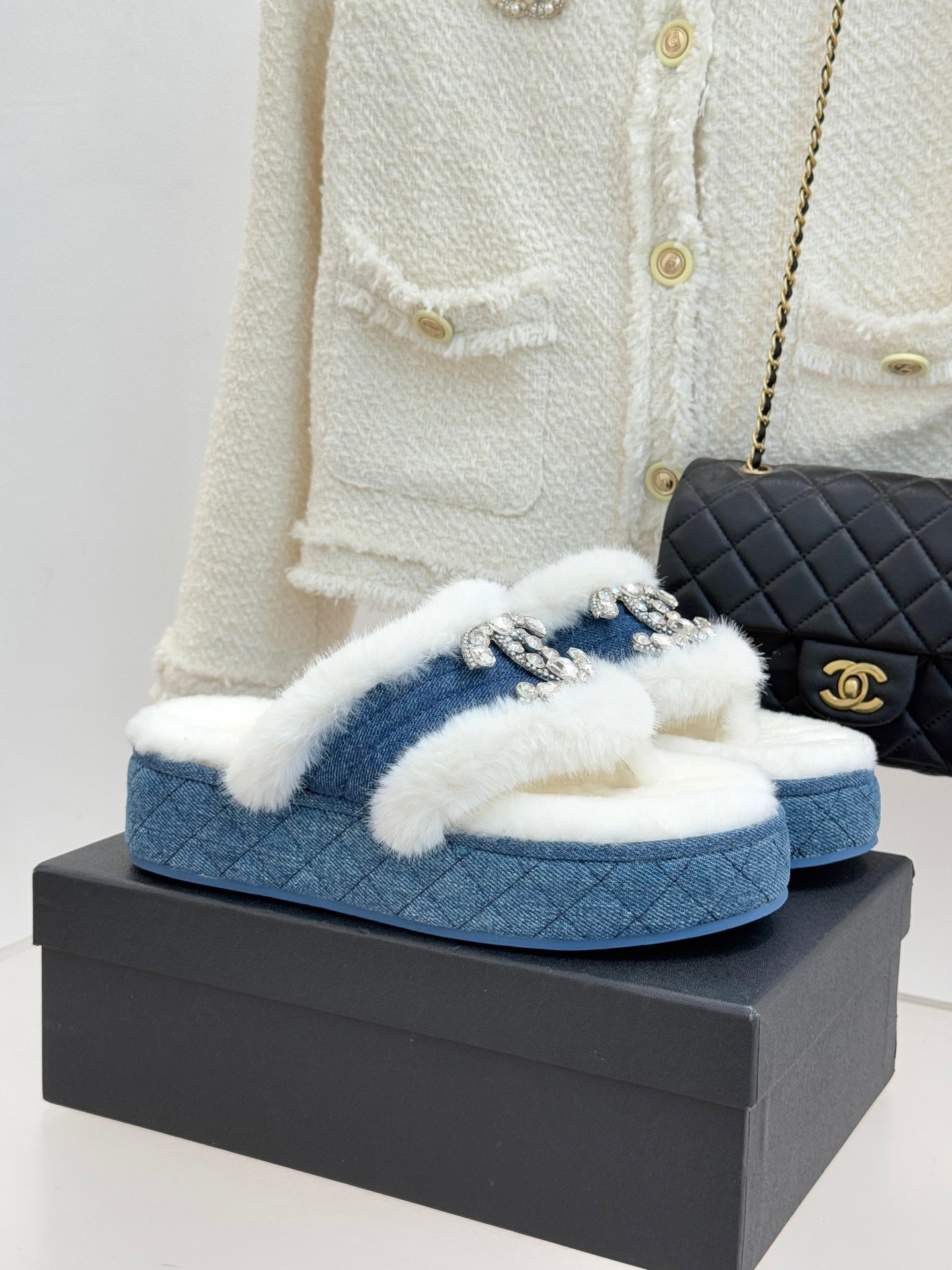 CC slipper double C rhinestone buckle white blue wool 512053