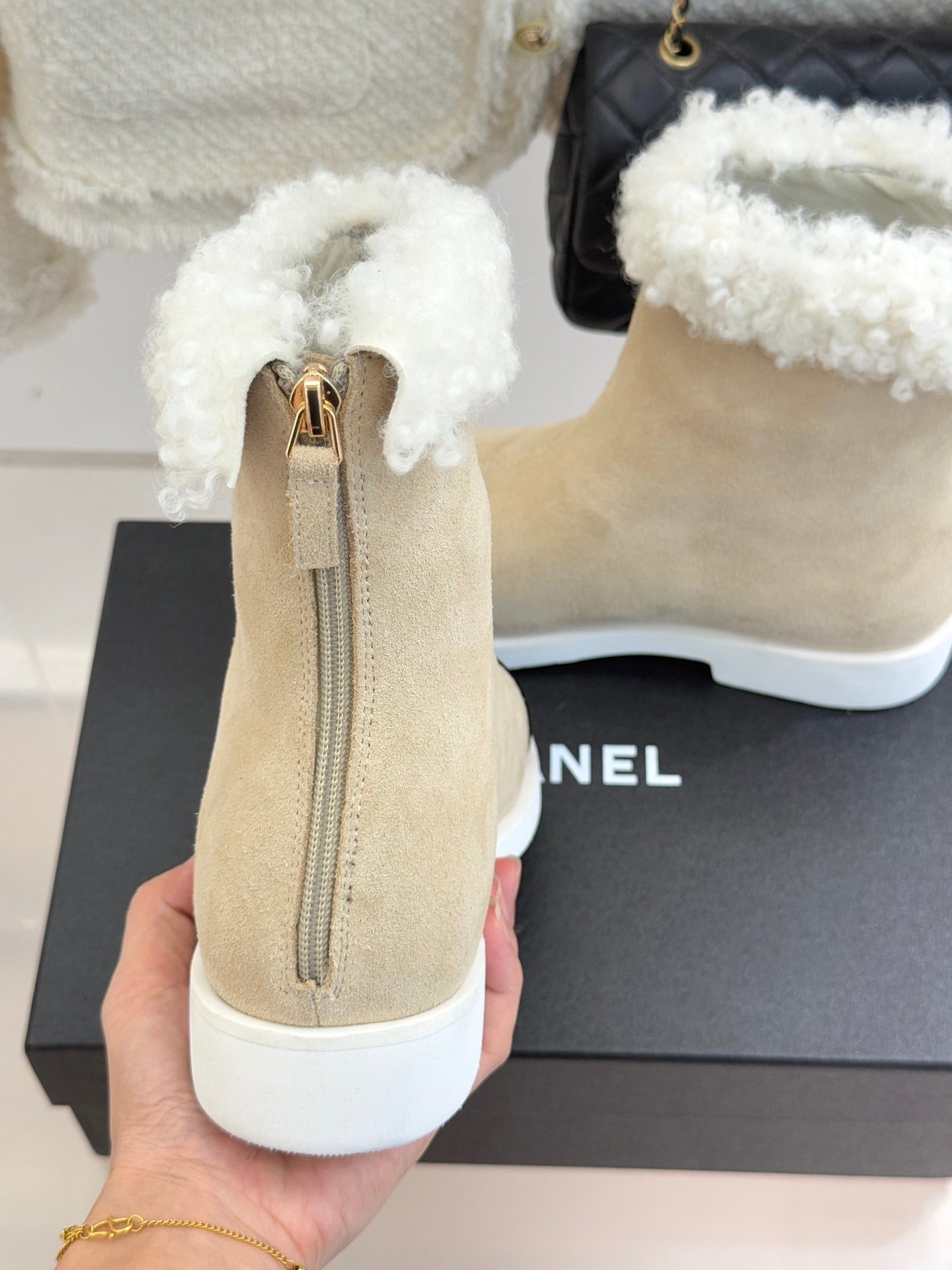CC 25s Ankle Boots Beige Black Suede Wool 512068