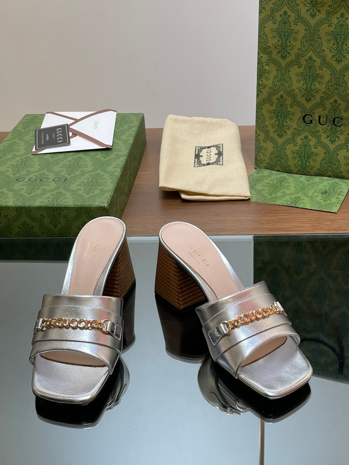 GG SIGNORIA SLIDE SANDAL SILVER DENIM