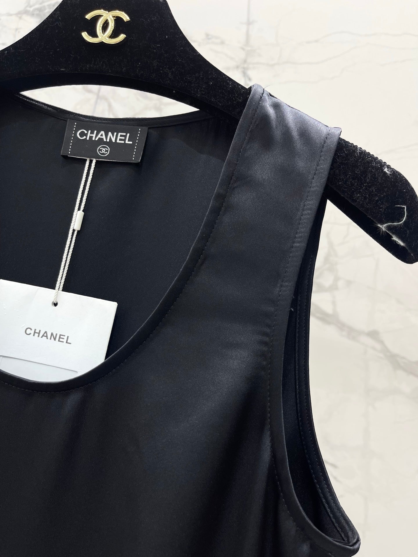 Chanel 2026 Ruffled Acetate Sleeveless Vest Acetate 454297