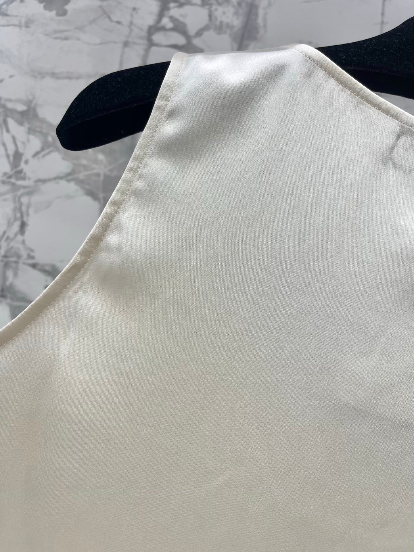 Chanel 2026 Ruffled Acetate Sleeveless Vest Acetate 454297