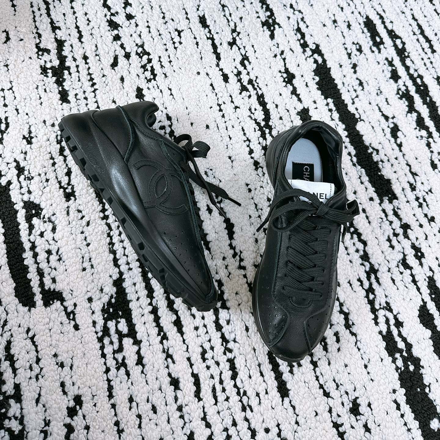 CC Sneaker 35mm In Black Soft Cowhide 144689
