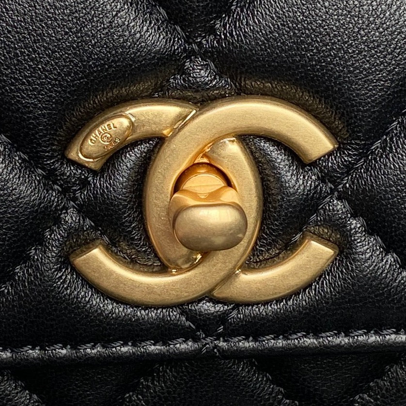 Chanel 2025 Bag Black Gold 19cm Lambskin 269234