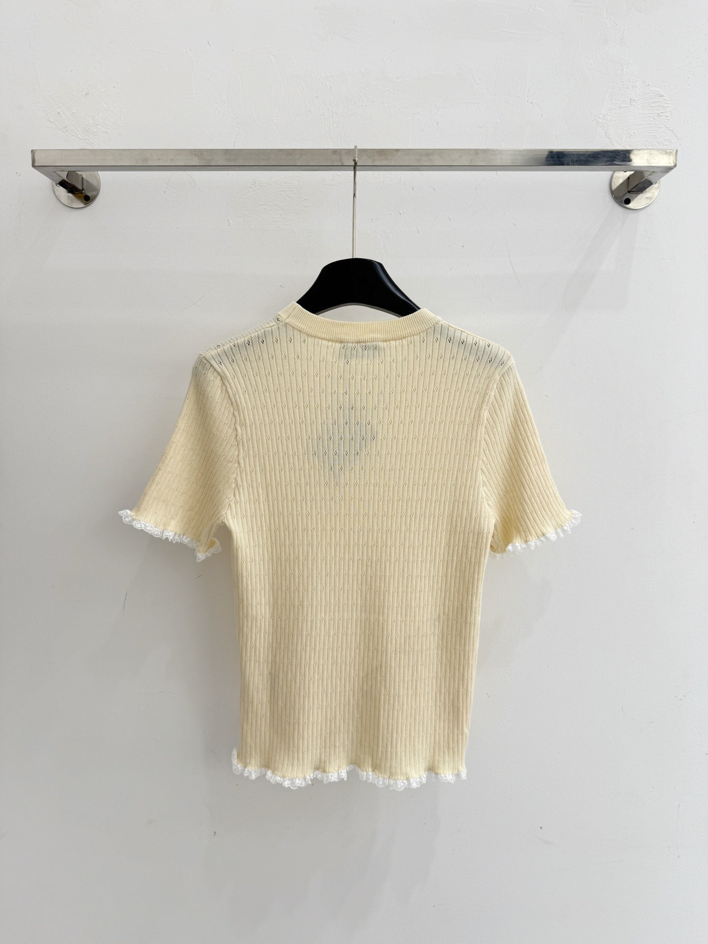 Miumiu 2026 Lace-trimmed Knit Short-sleeved Top Tencel Wool 179453