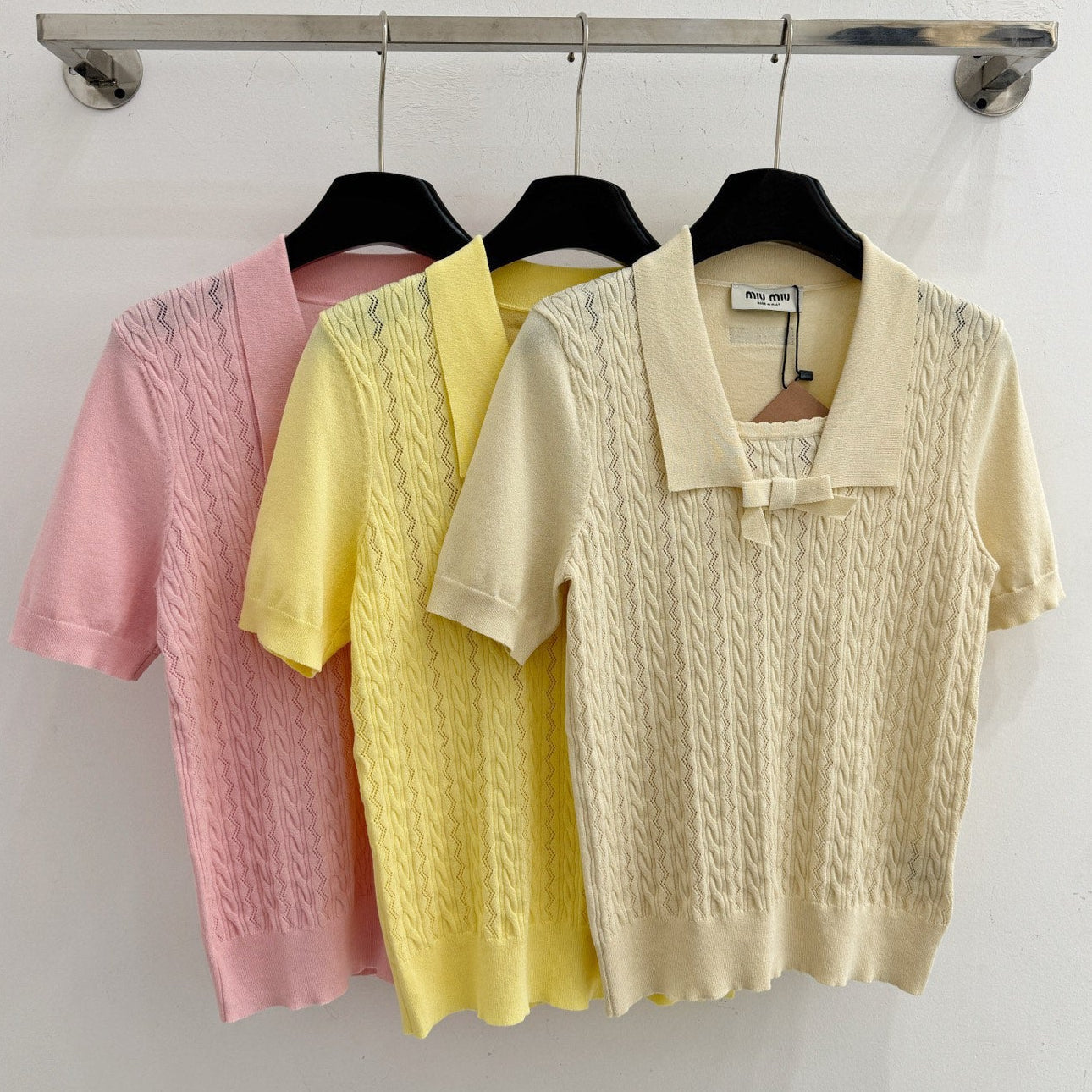 Miumiu 2026 Collared Bow Cable Knit Short-Sleeve T-Shirt Wool 513865