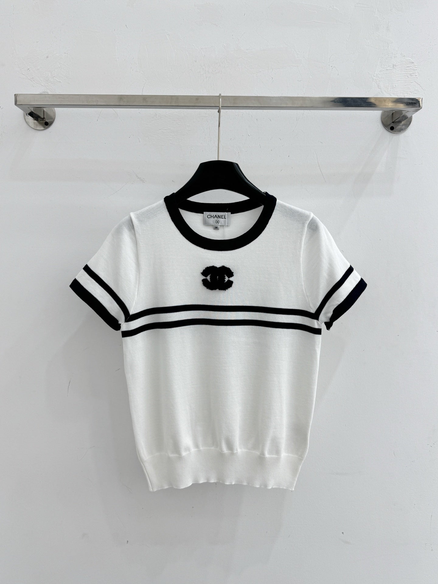 Chanel 2026 Striped Short-Sleeve Knit Top Wool Cashmere 516694