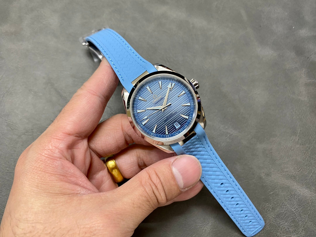 Omega Seamaster Aqua Terra 41mm Summer Blue 150M Co-Axial Master Chronometer