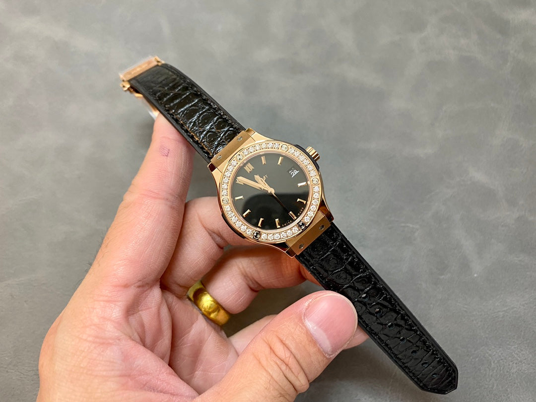 Hublot Classic Fusion Rose Gold Diamonds 33mm Watch Black Leather Strap