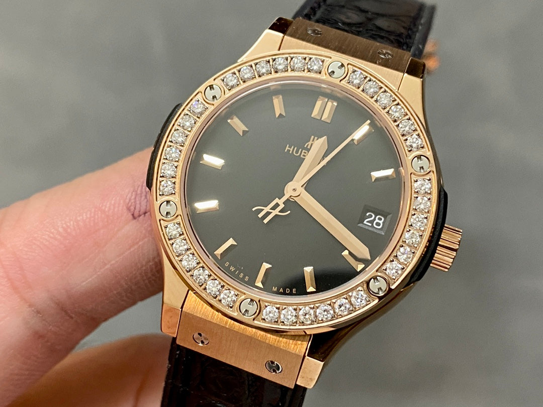 Hublot Classic Fusion Rose Gold Diamonds 33mm Watch Black Leather Strap
