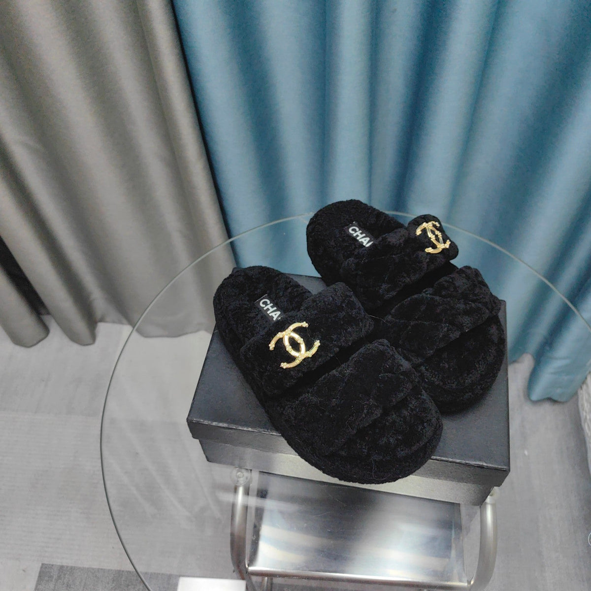 CC Slippers Black Pattern Fleece Wool
