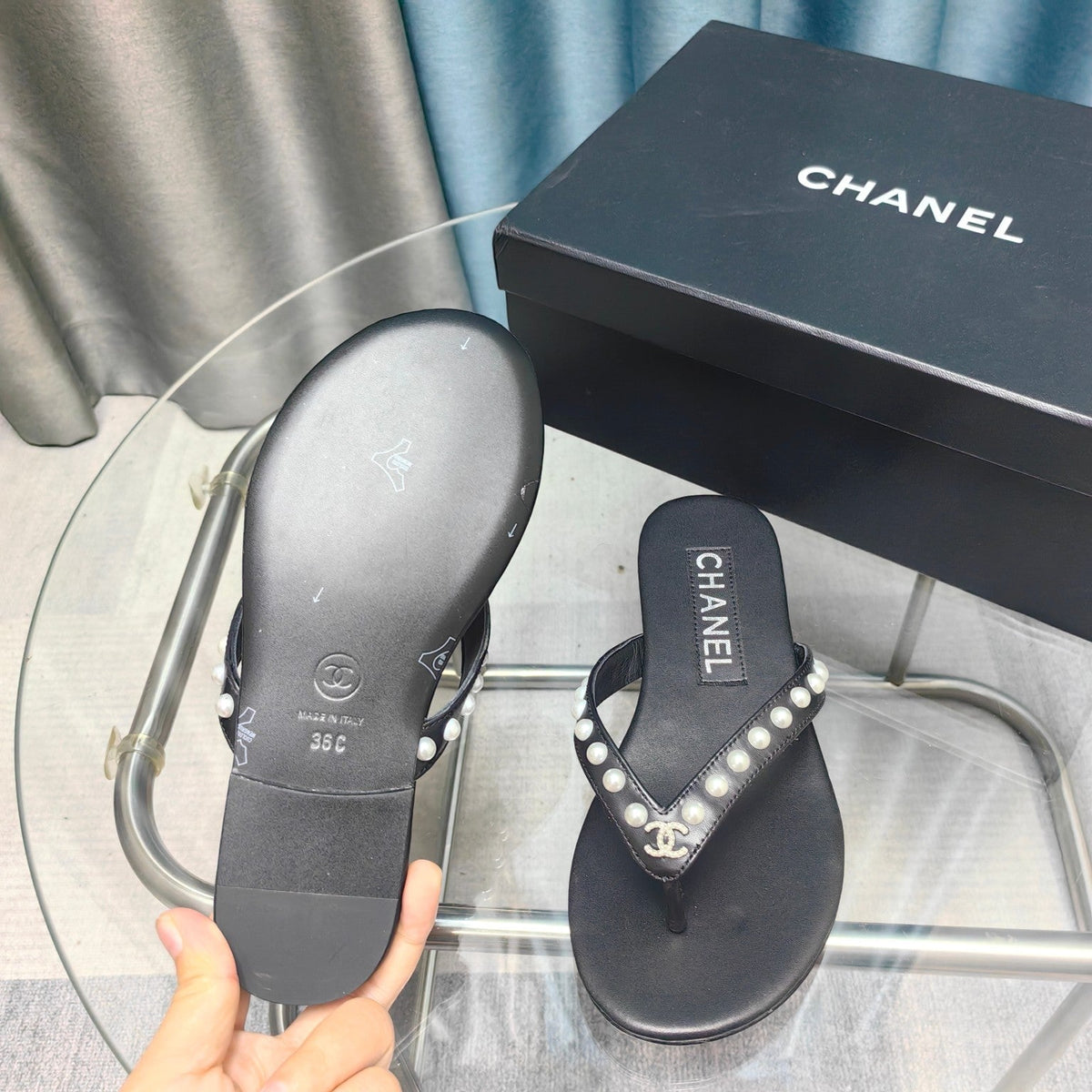 CC Thong Black Calfskin Pearl