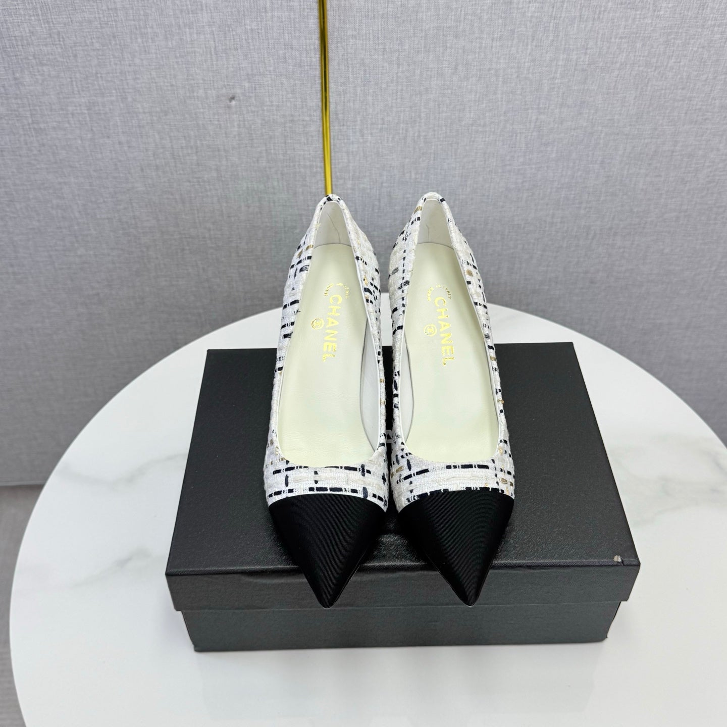 Chanel 2026 Pumps 85mm Tweed Pearl White Black 801952