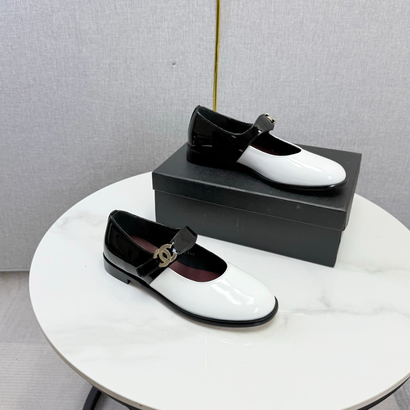 Chanel 2026 Ballet Flat Glossy Leather 904496