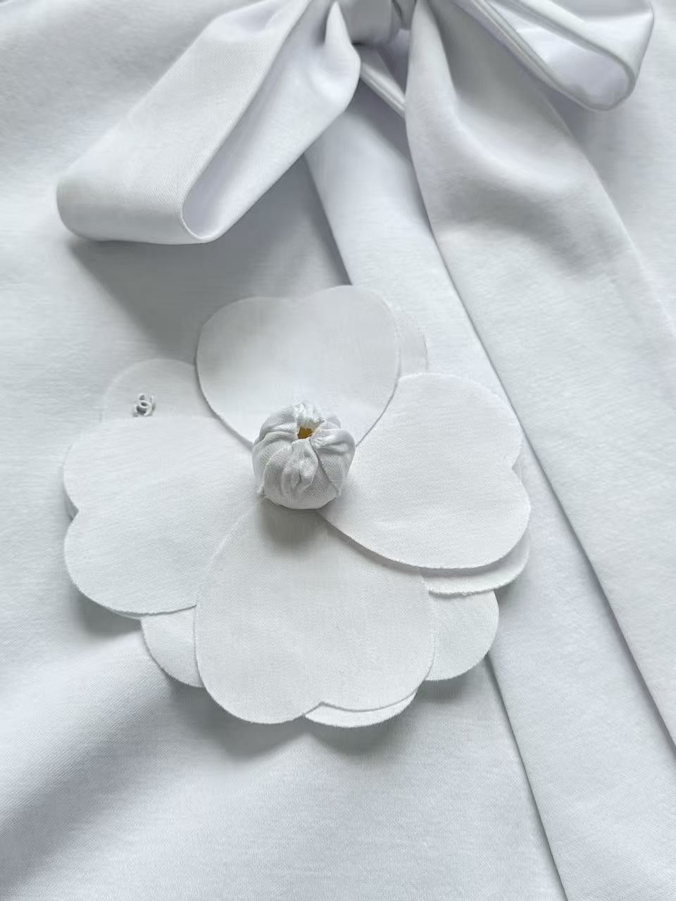 Chanel 2026 Bow Floral Vest White Cotton