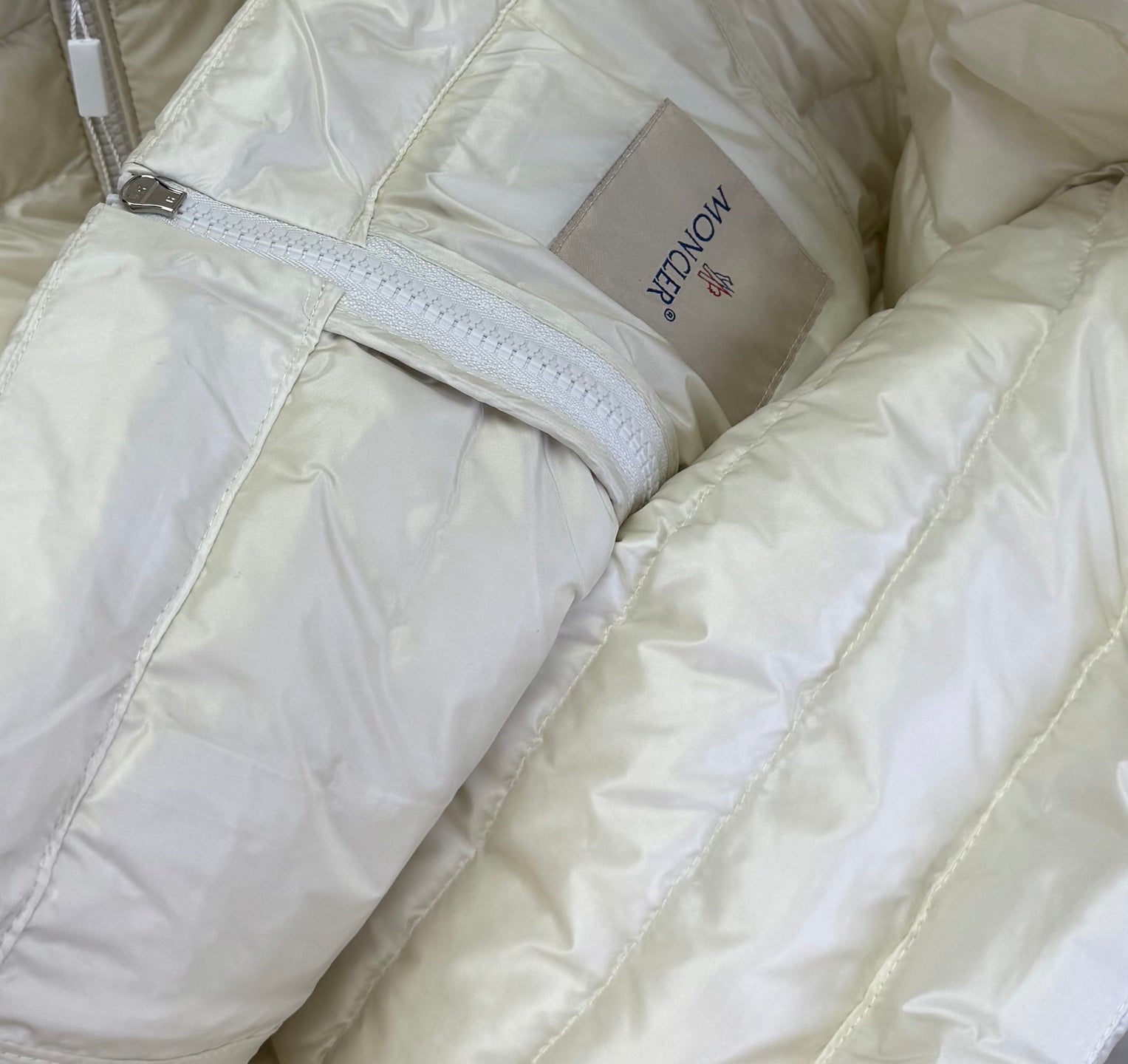 Moncler 25 Down Jacket Polyester 297295