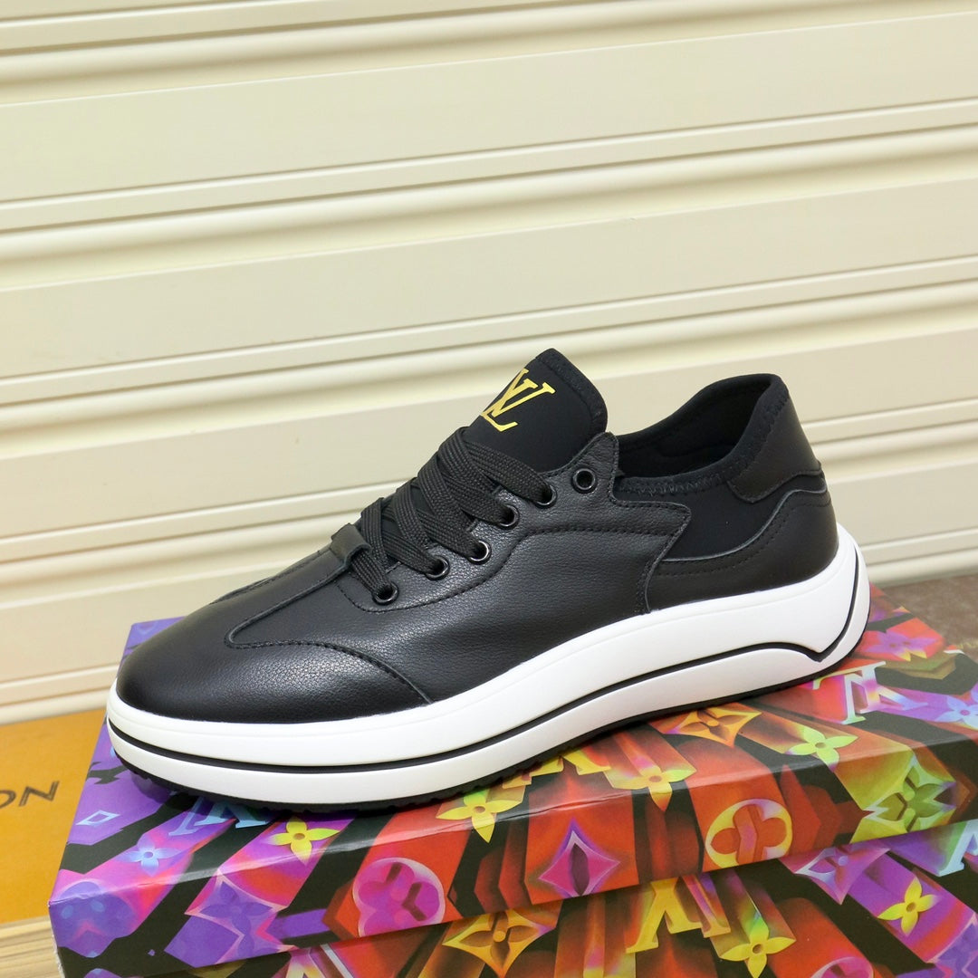 LV SNEAKER BLACK CALFSKIN