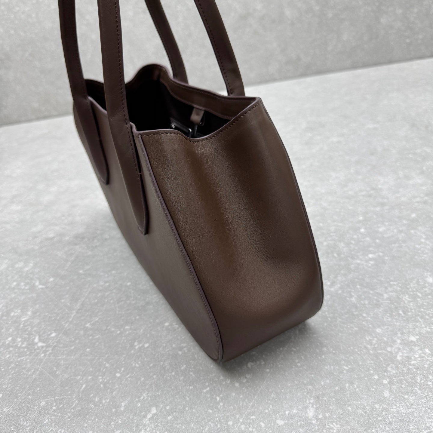 The Row 2025 Alger Bag 39cm Dark Brown Cowhide