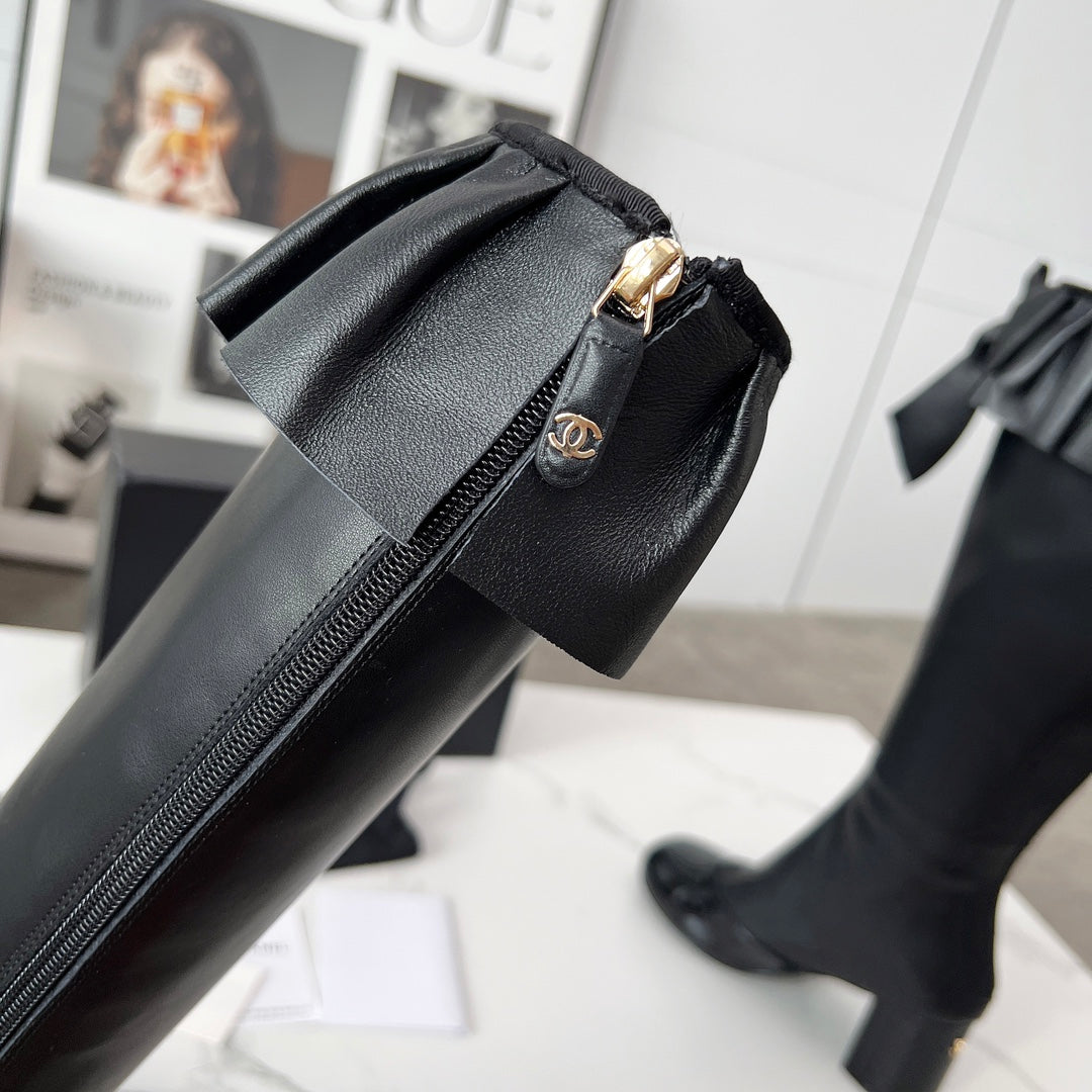 CC 25 high boots black sheepskin 459458
