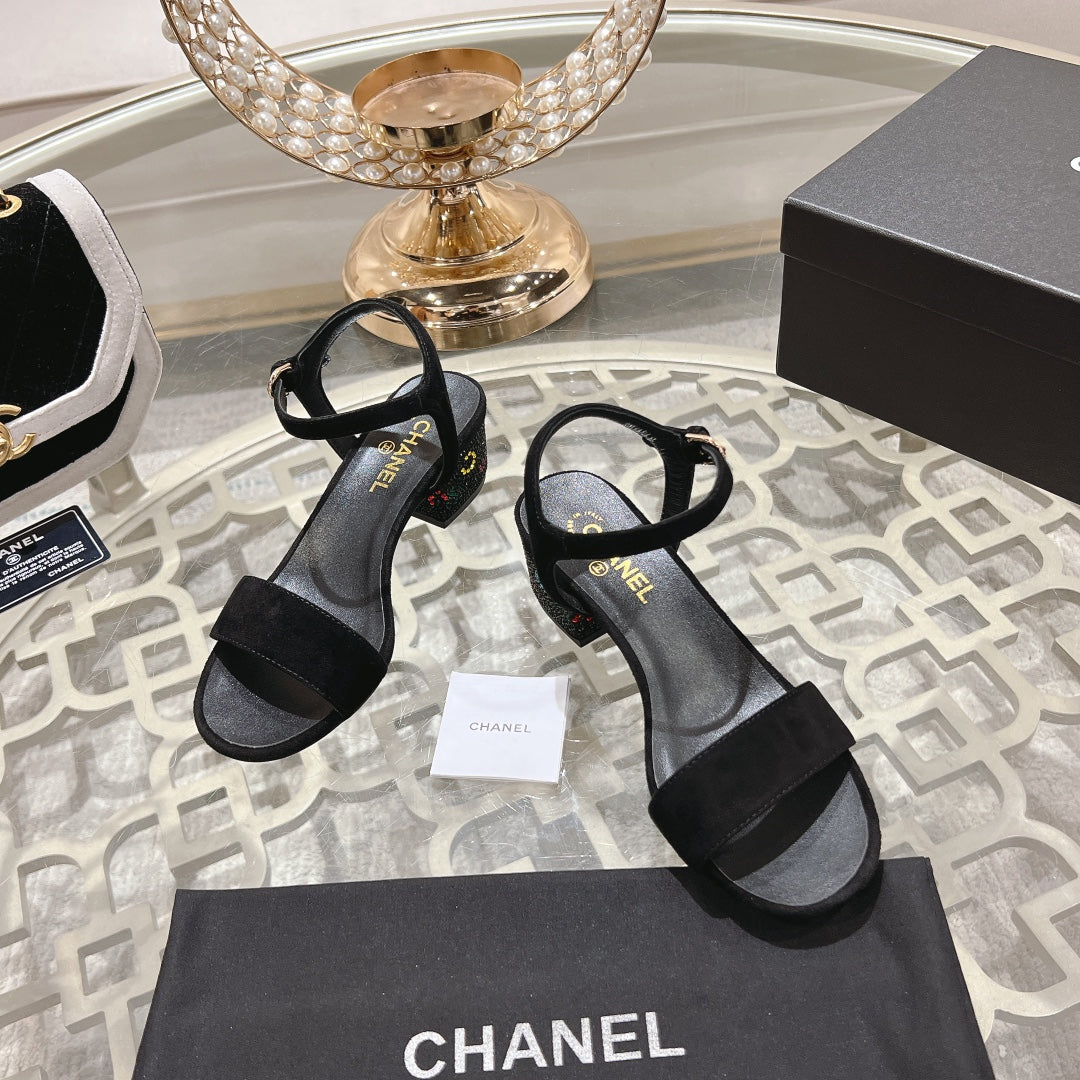 CC 25C 5CM Mid Heed Sandals Black Suede 213327