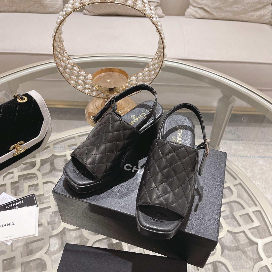 platform sandal 85 black quilted calfskin