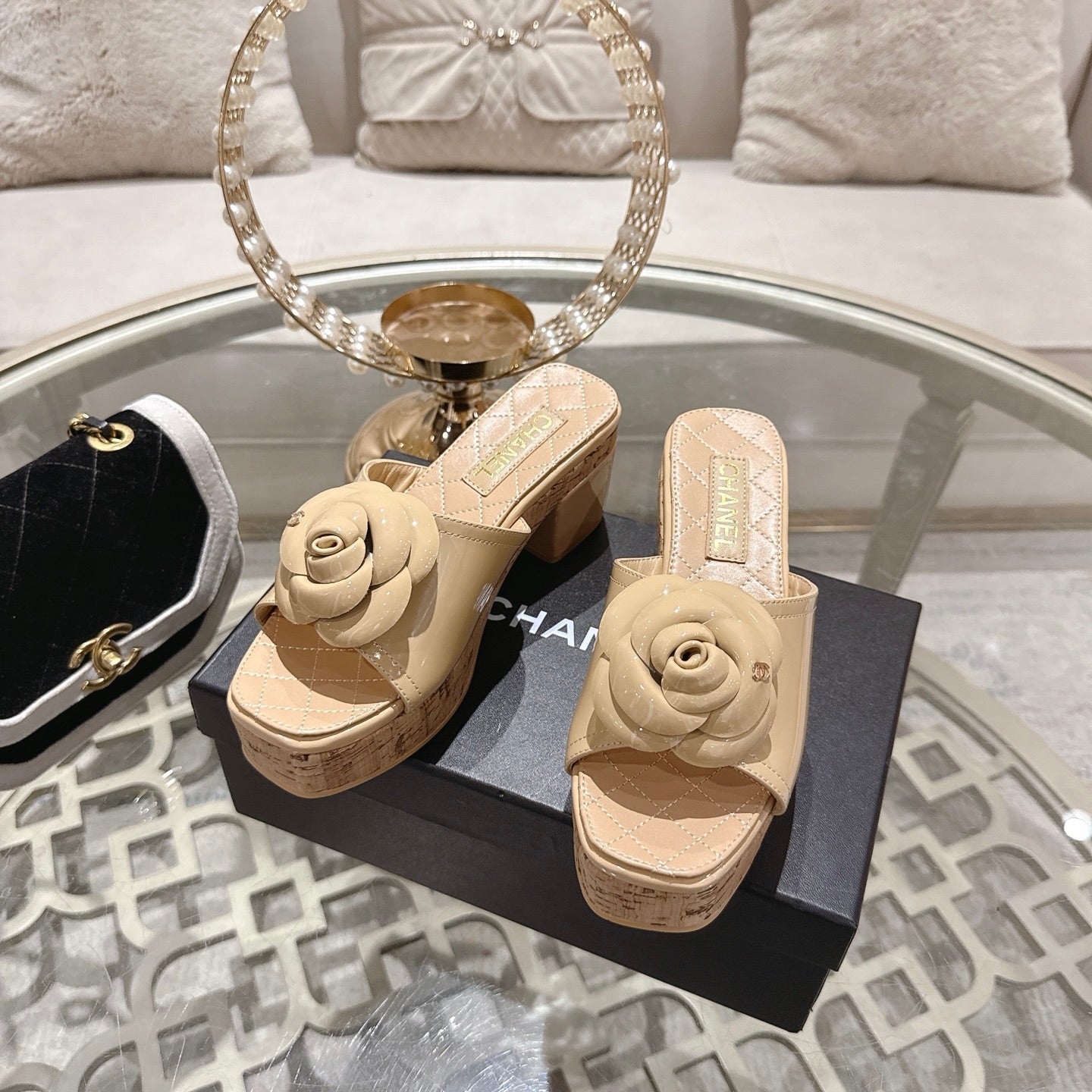 CC 26s Camellia Platform Slippers 65 Beige Patent Leather 627042