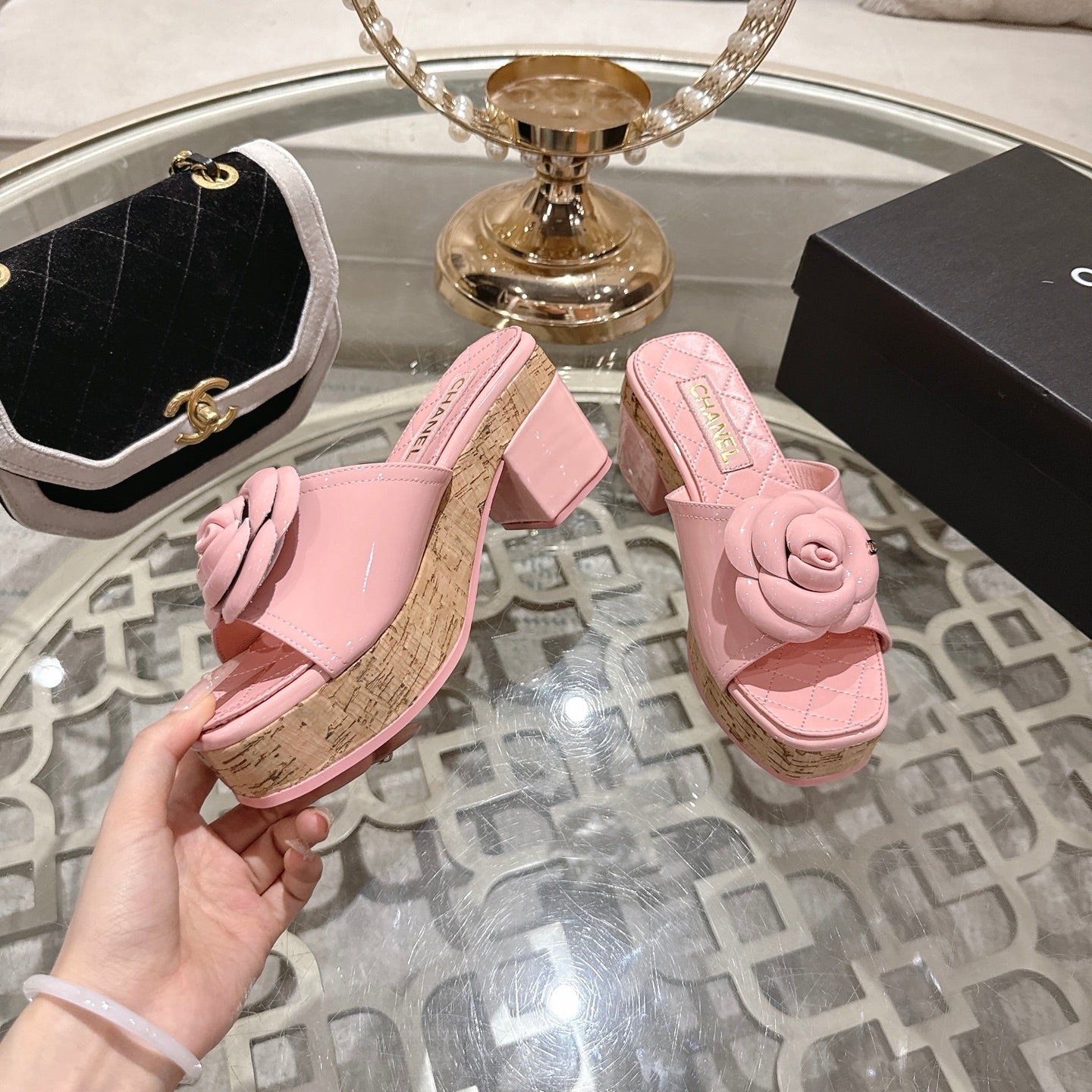 CC 26s Camellia Platform Slippers 65 Pink Patent Leather 627045