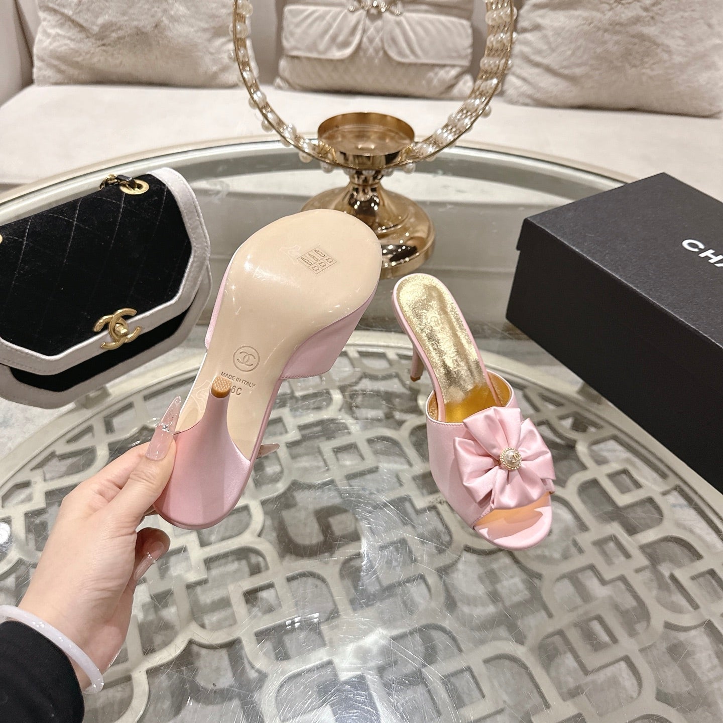 CC 26s Camellia High-Heeled Slippers Pink Gold Sheepskin 627028