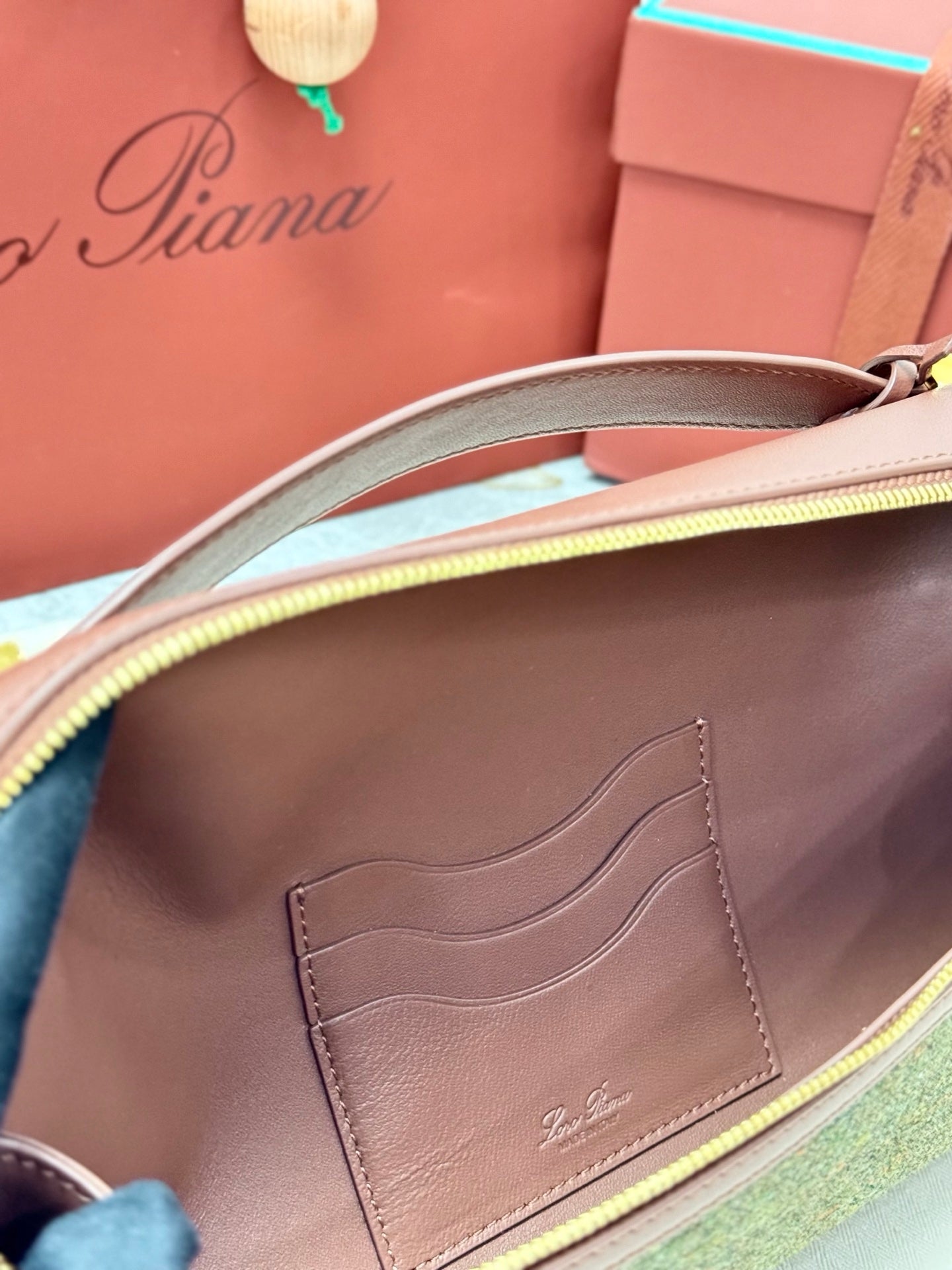 LP 2026 Extra Bag L29 Countryside Sage mix Burnt Tan Wool Leather