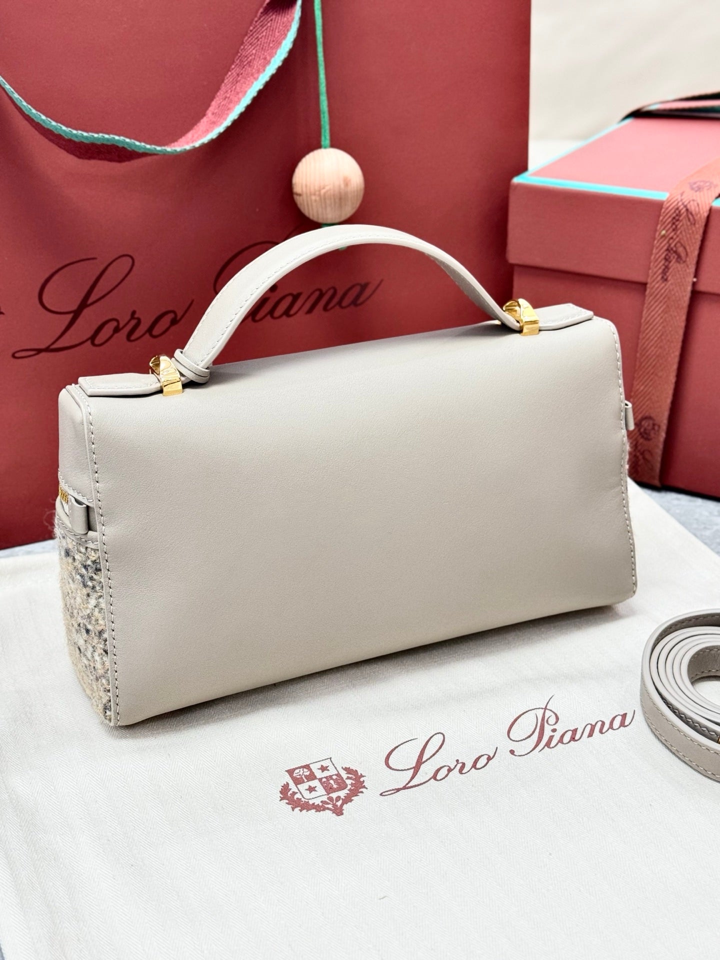 LP 2026 Extra Bag L23 Cream White mix Mild Brown Wool Leather