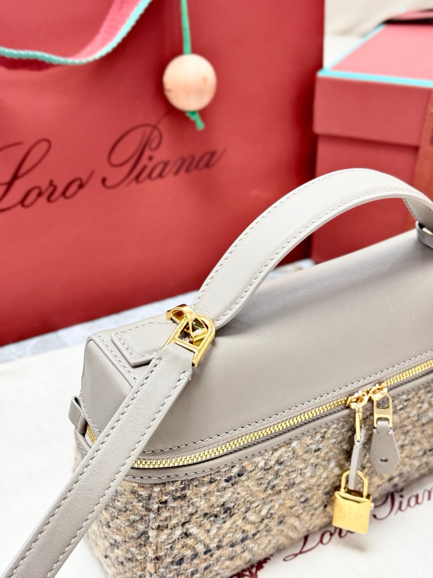 LP 2026 Extra Bag L23 Cream White mix Mild Brown Wool Leather