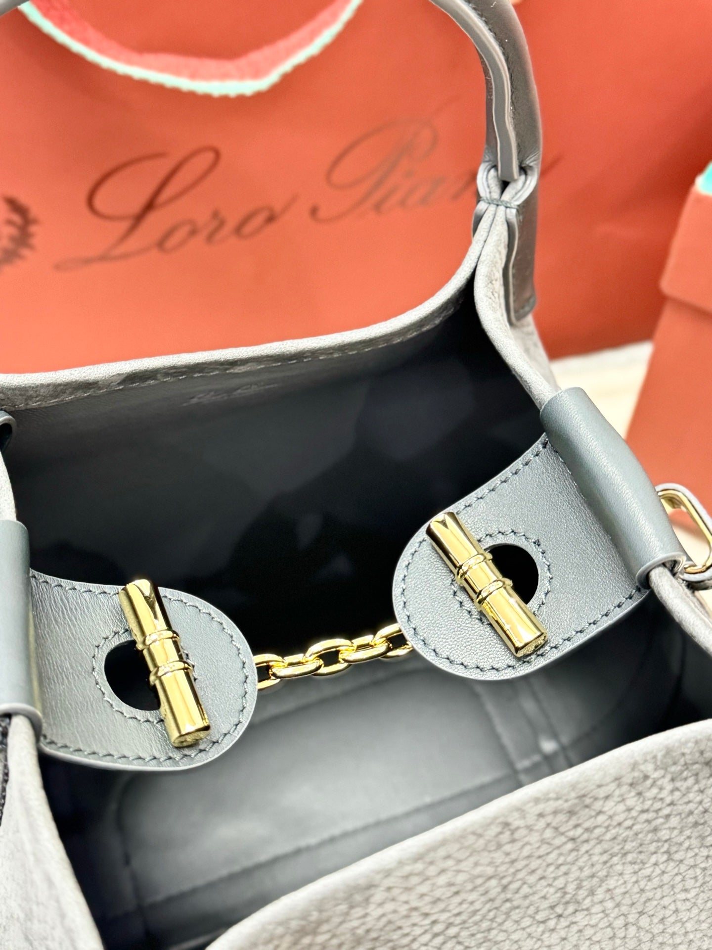 LP 2026 Bale Bucket Bag 21cm Blue-green Cowhide