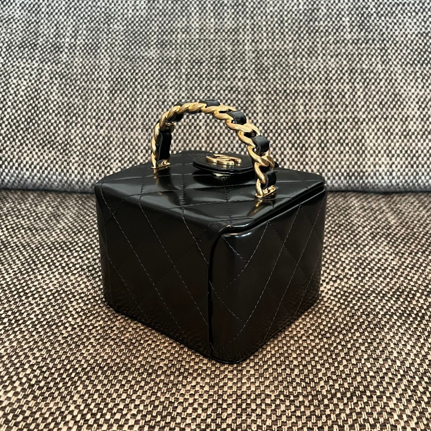Chanel 2026 Vintage Mini Square Vanity Case 11cm Patent Calfskin