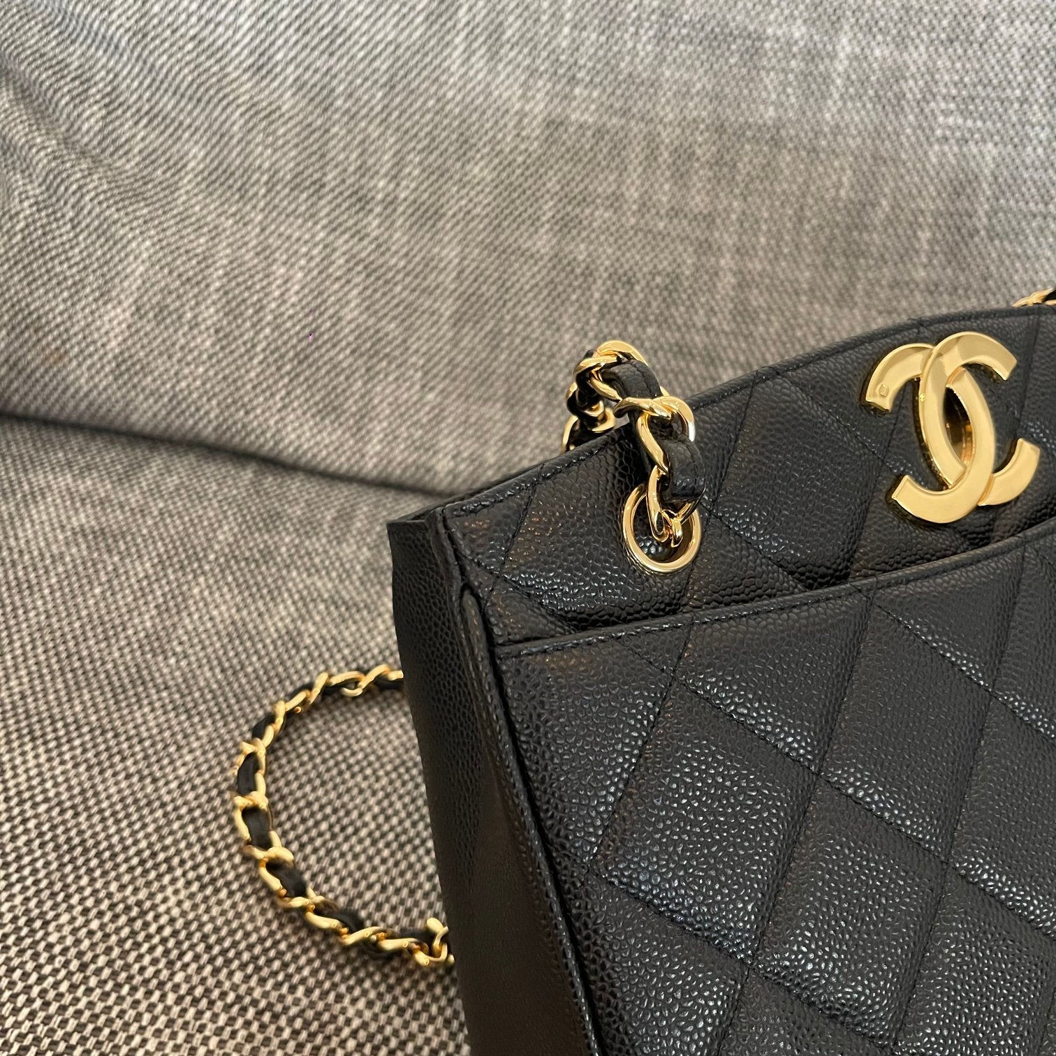 Chanel 2026 Vintage Shopping Tote Bag 28cm Black Embossed Calfskin