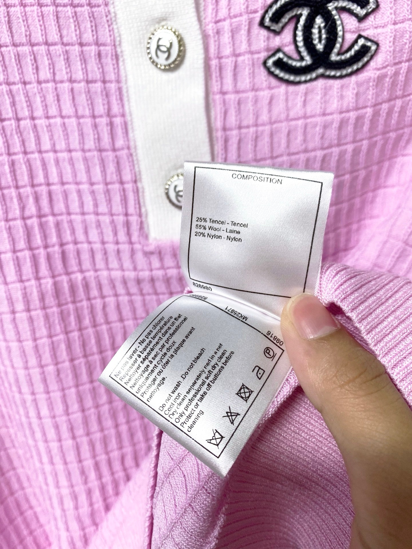 Chanel 2026 Pink Sleeveless Knit Polo Top Tencel 310323