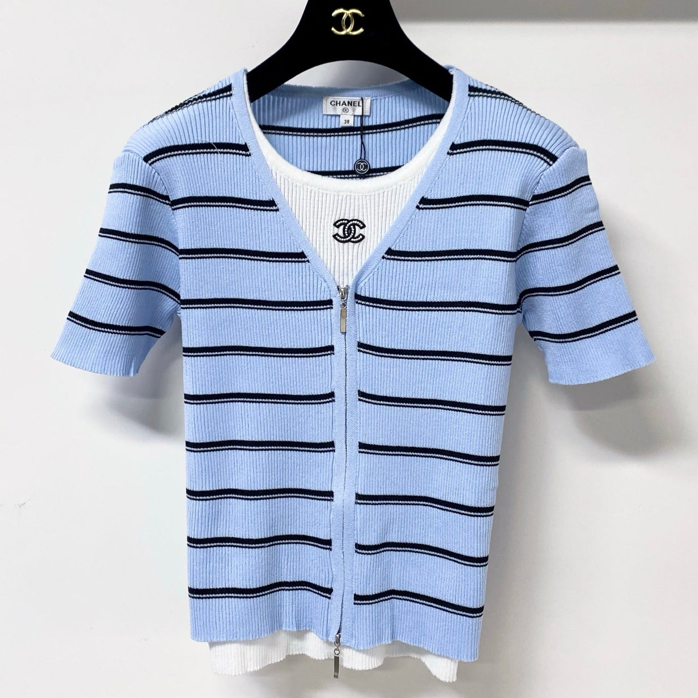 Chanel 2026 Blue Knit Short-Sleeve Cardigan Tencel 353621