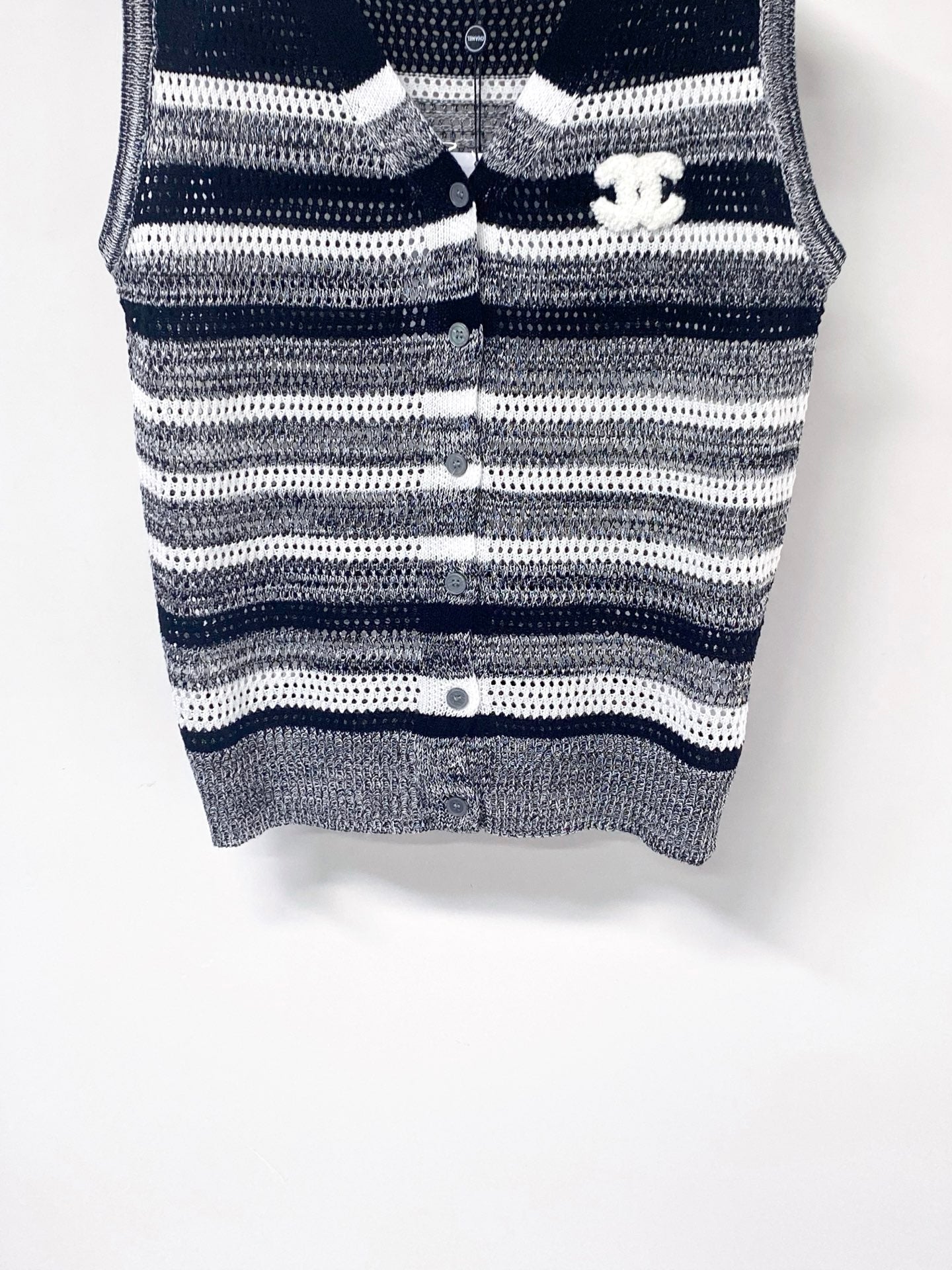 Chanel 2026 Strips Knit Button-Up Vets Grey Cotton 405725