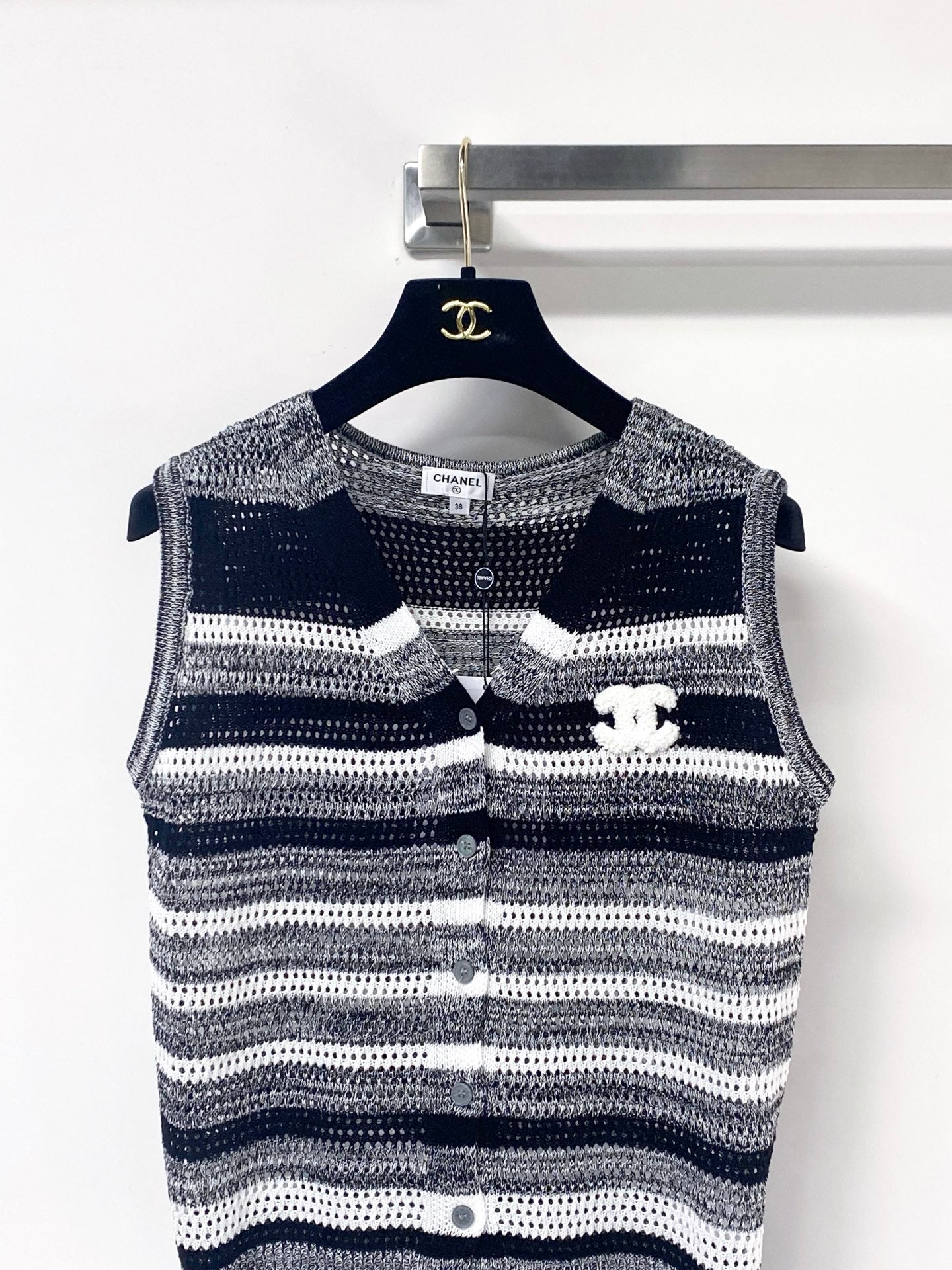 Chanel 2026 Strips Knit Button-Up Vets Grey Cotton 405725