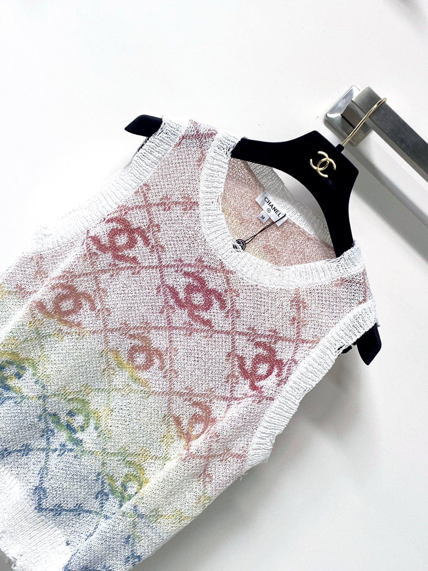 Chanel 2026 White And Multicolored Knit Tank Top Wool 439844