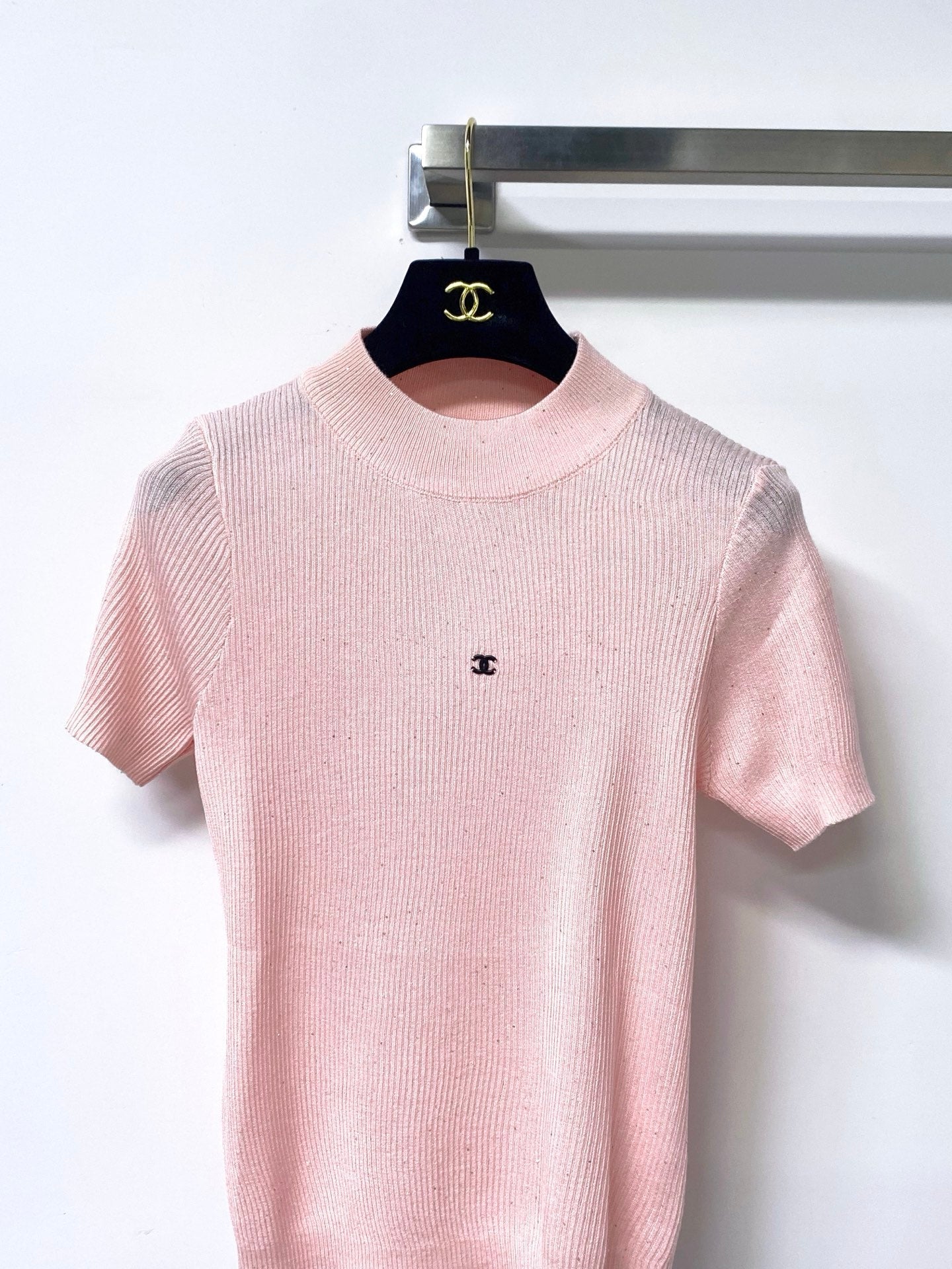 Chanel 2026 Short-Sleeved Shirt Glitter Detail Tencel 439810